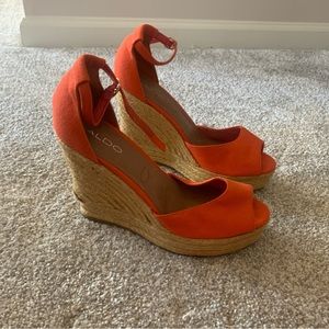 Aldo orange wedges